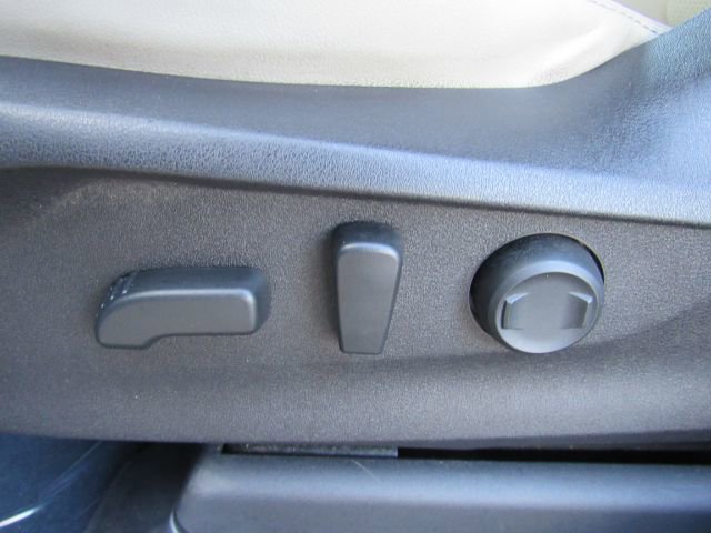 Used 2019 Subaru Ascent Limited w/ Popular Package #2 image 17