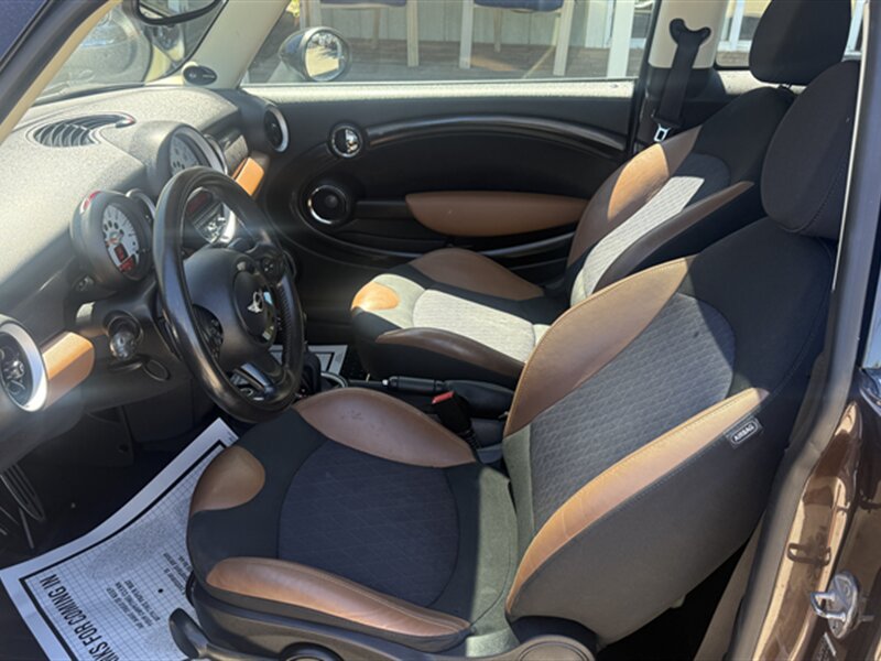 Used 2011 MINI Cooper S FWD image 4