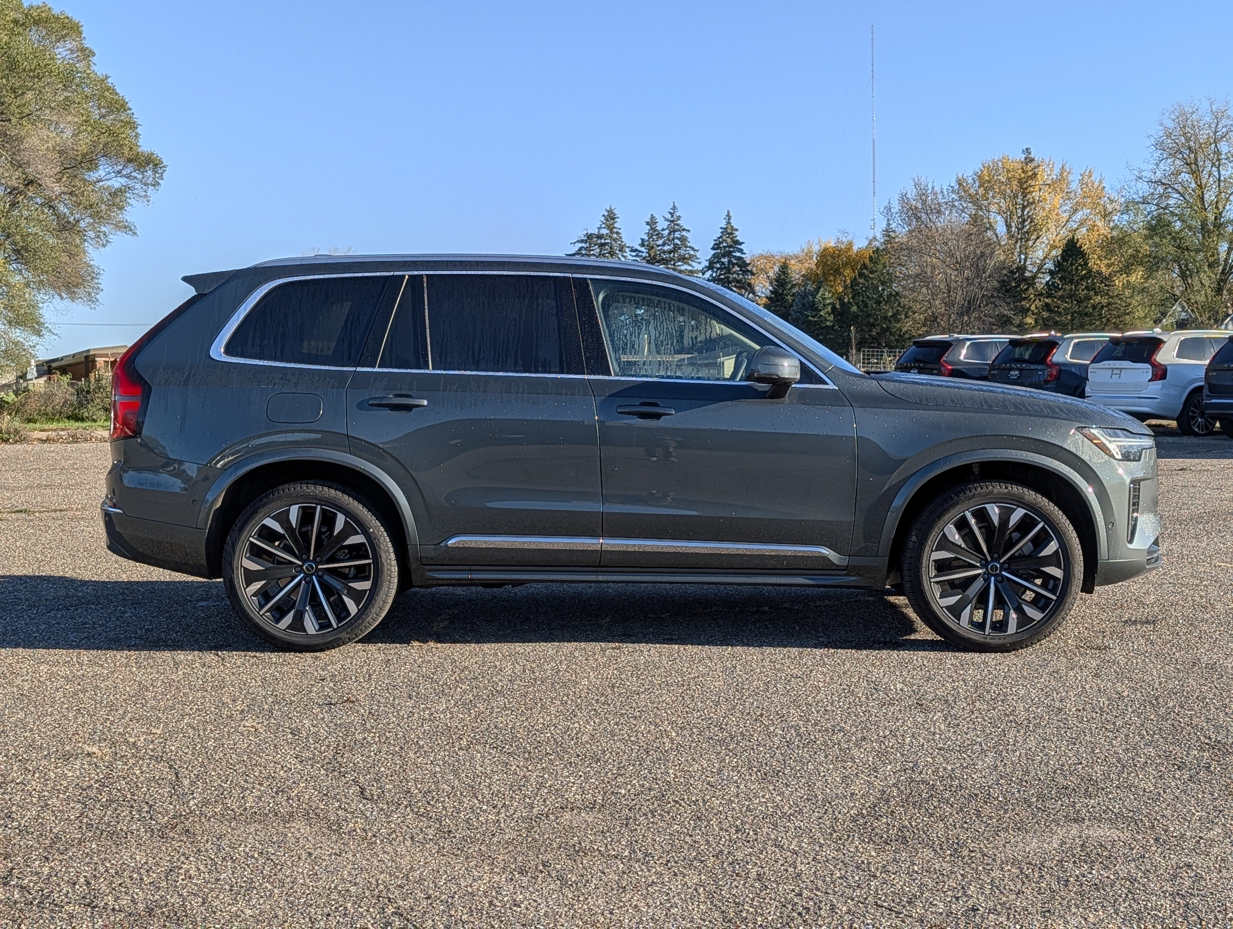New 2027 Volvo XC90 B6 Plus AWD/4WD image 2