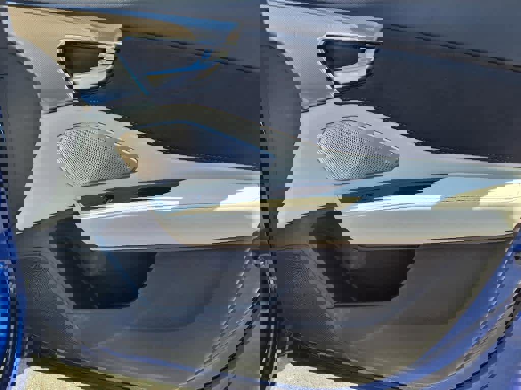 Used 2025 Acura RDX A-Spec image 8