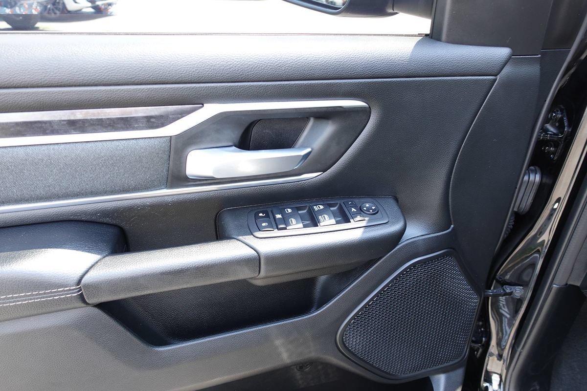 Used 2023 RAM 1500 Big Horn AWD/4WD image 17
