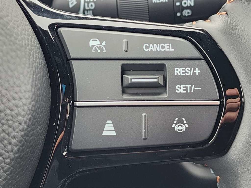 Used 2024 Honda HR-V Sport image 32