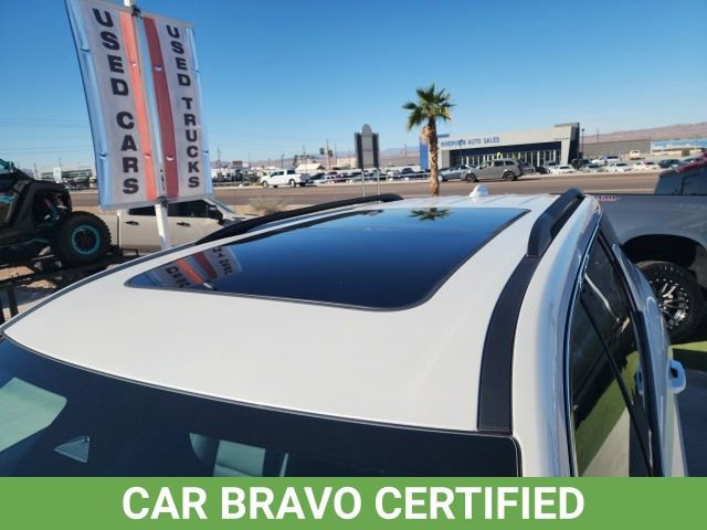 Used 2024 Chevrolet Traverse LT w/ LPO, Floor Liner Package image 11