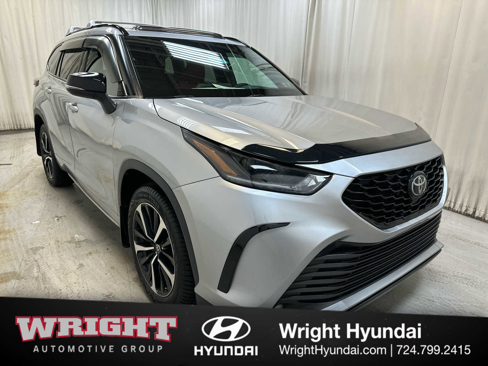 Used 2022 Toyota Highlander XSE image 1