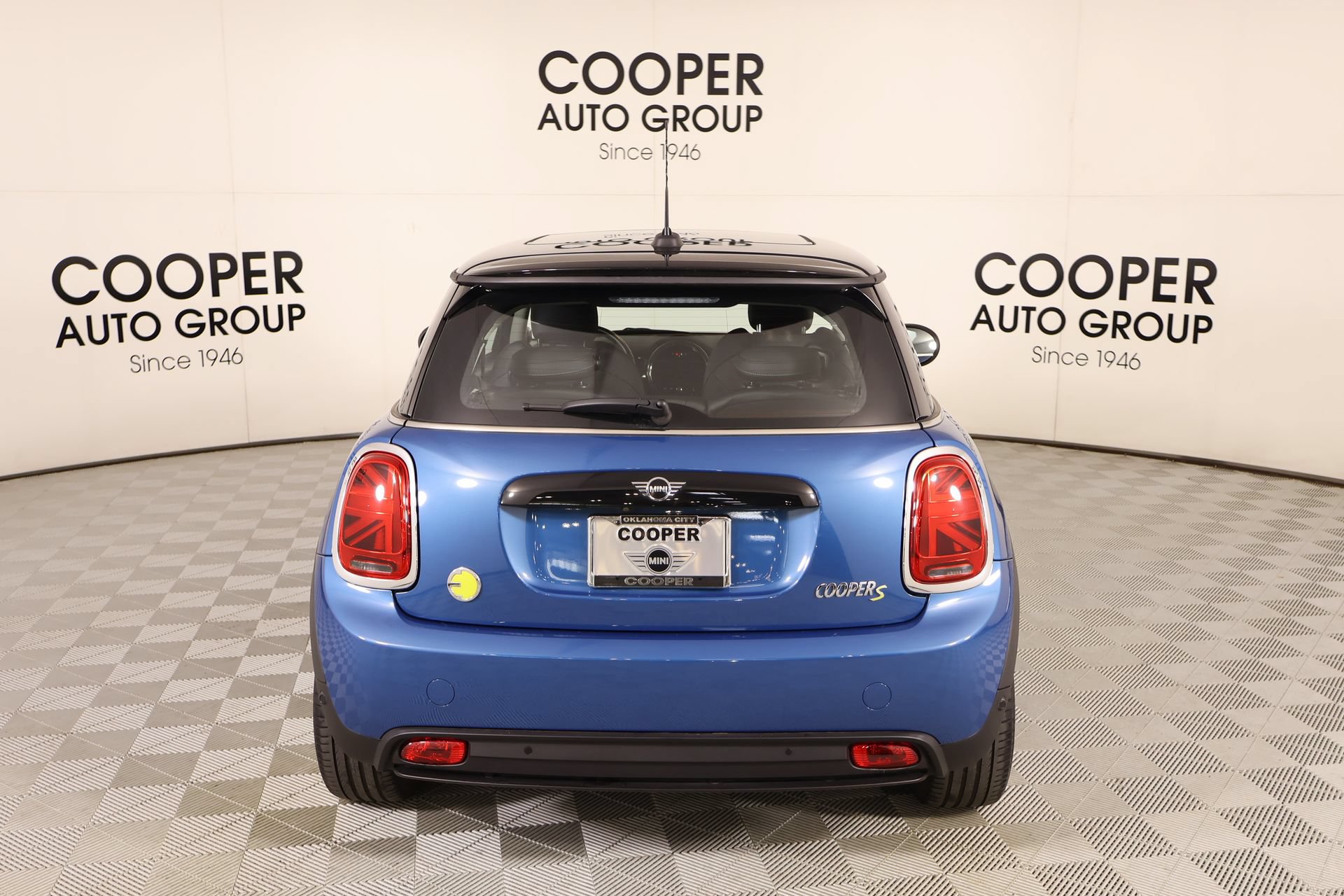 Used 2024 MINI Cooper SE FWD image 21