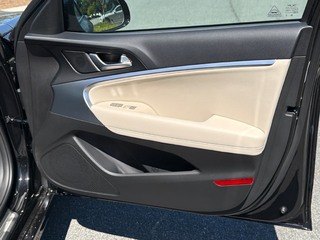 New 2026 Genesis G70 2.5T AWD/4WD image 16