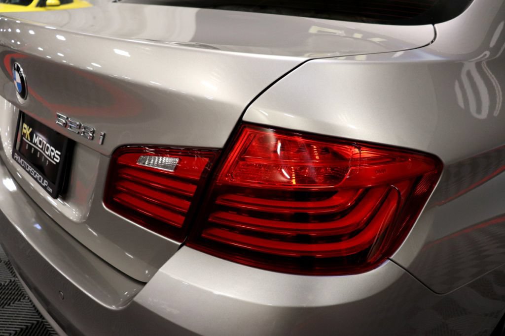 Used 2015 BMW 528i Sedan RWD image 8