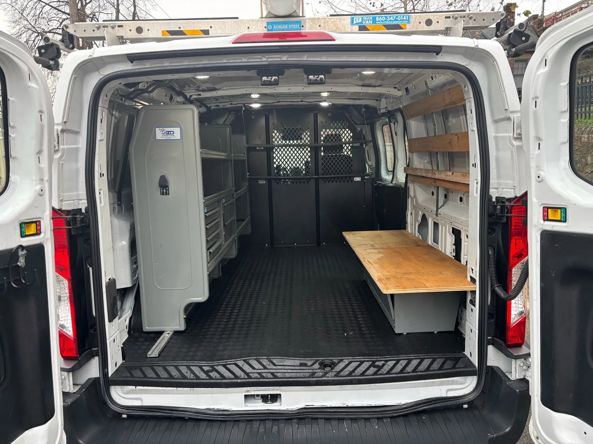 Used 2018 Ford Transit 250 130 Low Roof w/ Exterior Upgrade Package image 21