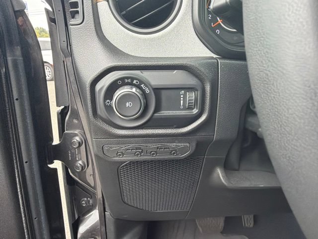 Used 2024 Jeep Wrangler Unlimited Sport AWD/4WD image 25