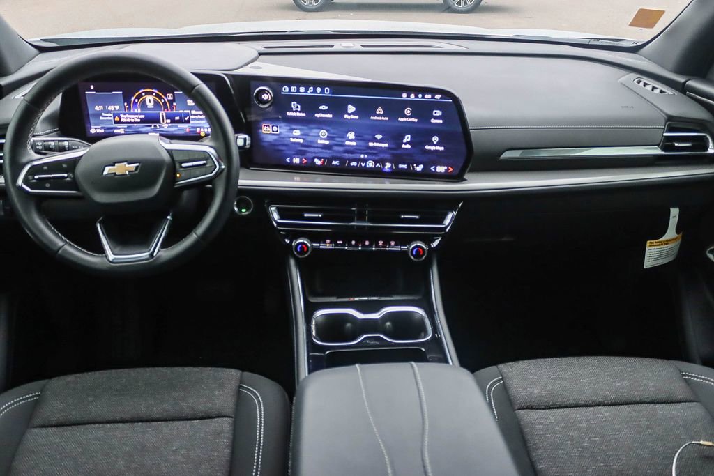 Used 2026 Chevrolet Traverse LT w/ Driver Confidence Package AWD/4WD image 11