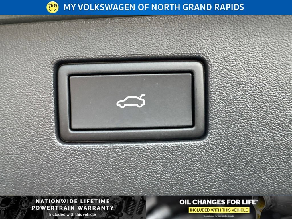 New 2026 Volkswagen Tiguan SE R-Line AWD/4WD image 26