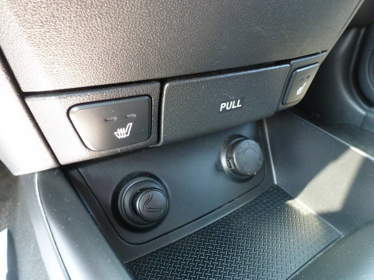 Used 2010 Hyundai Elantra SE FWD image 22