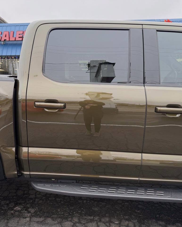 Used 2025 Ford F150 Raptor w/ Equipment Group 803A Raptor R image 15