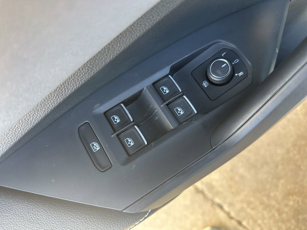 New 2026 Volkswagen Jetta SE image 11