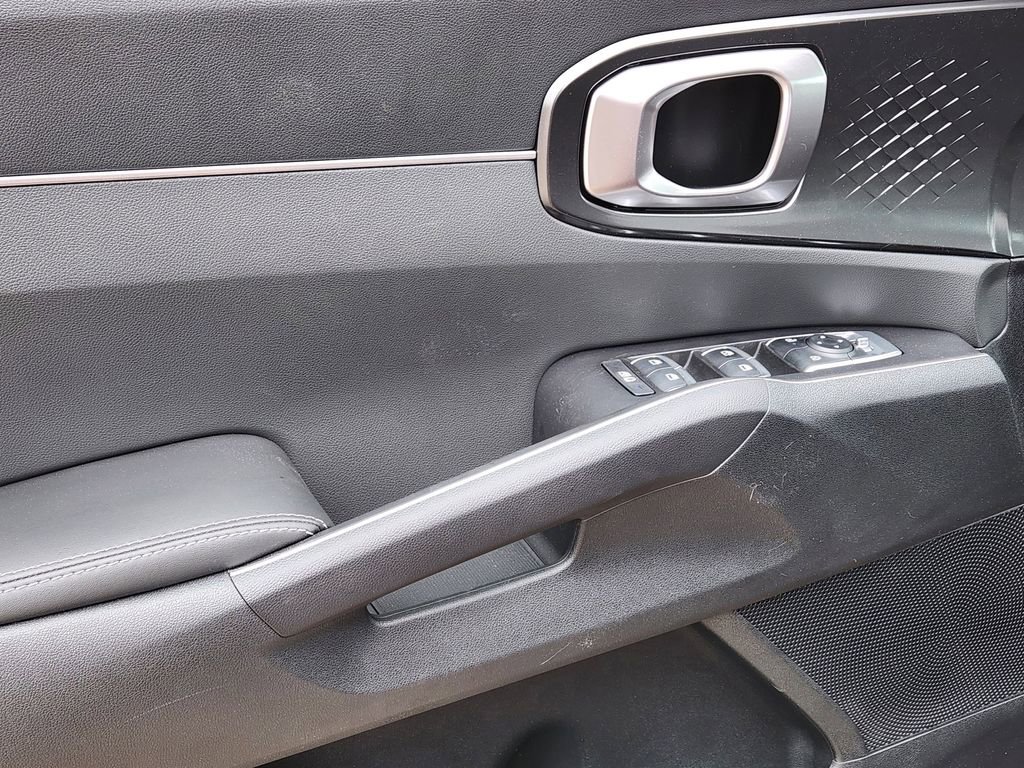 New 2025 Kia Sorento S image 7