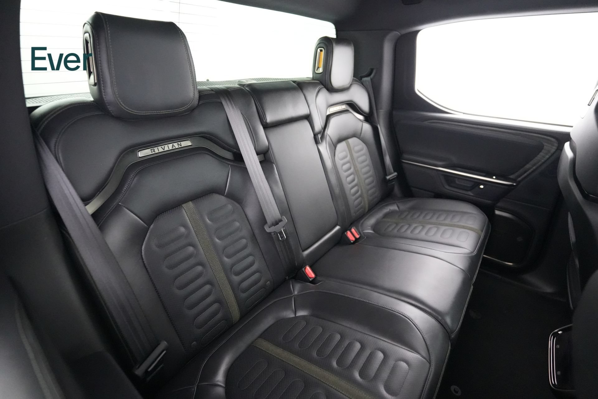 Used 2026 Rivian R1T Adventure AWD/4WD image 5