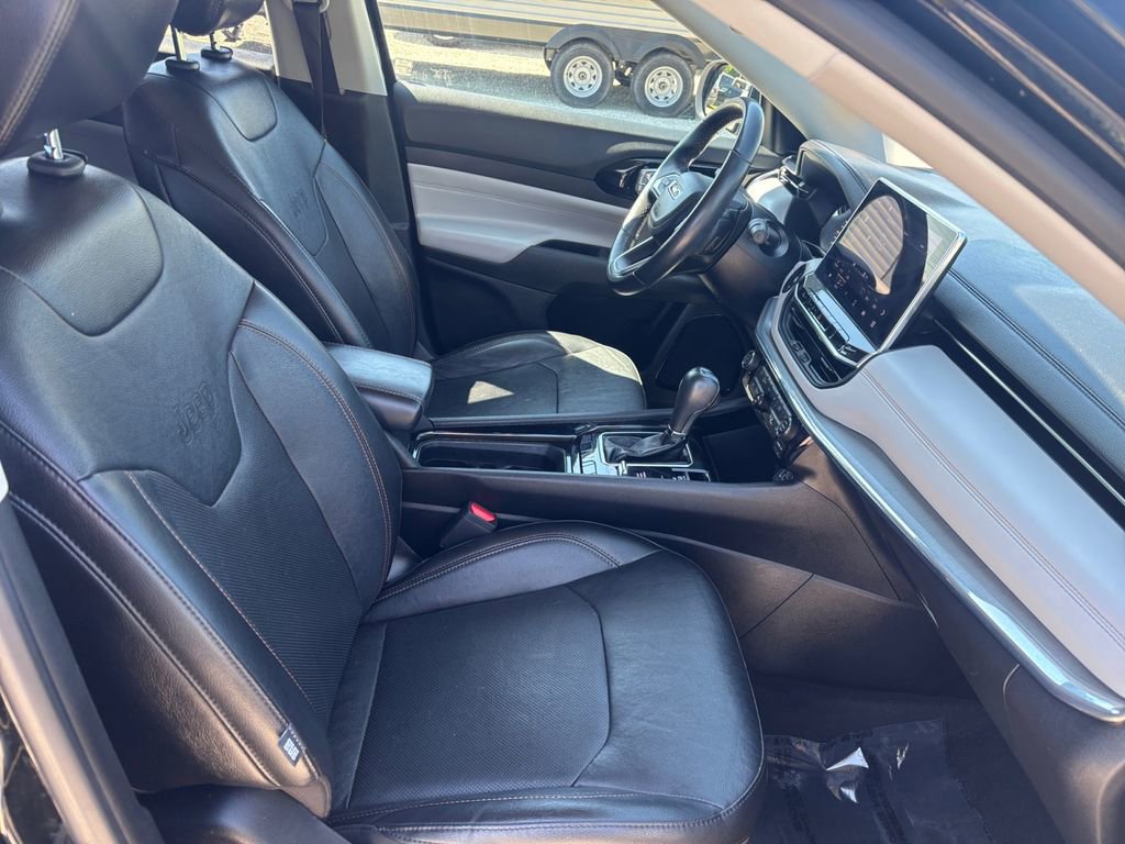 Used 2022 Jeep Compass Limited AWD/4WD image 32