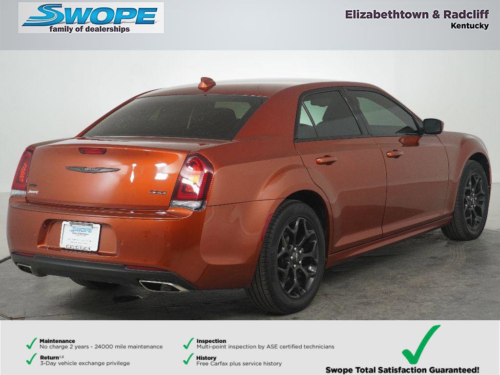 Certified 2021 Chrysler 300 Touring L image 3