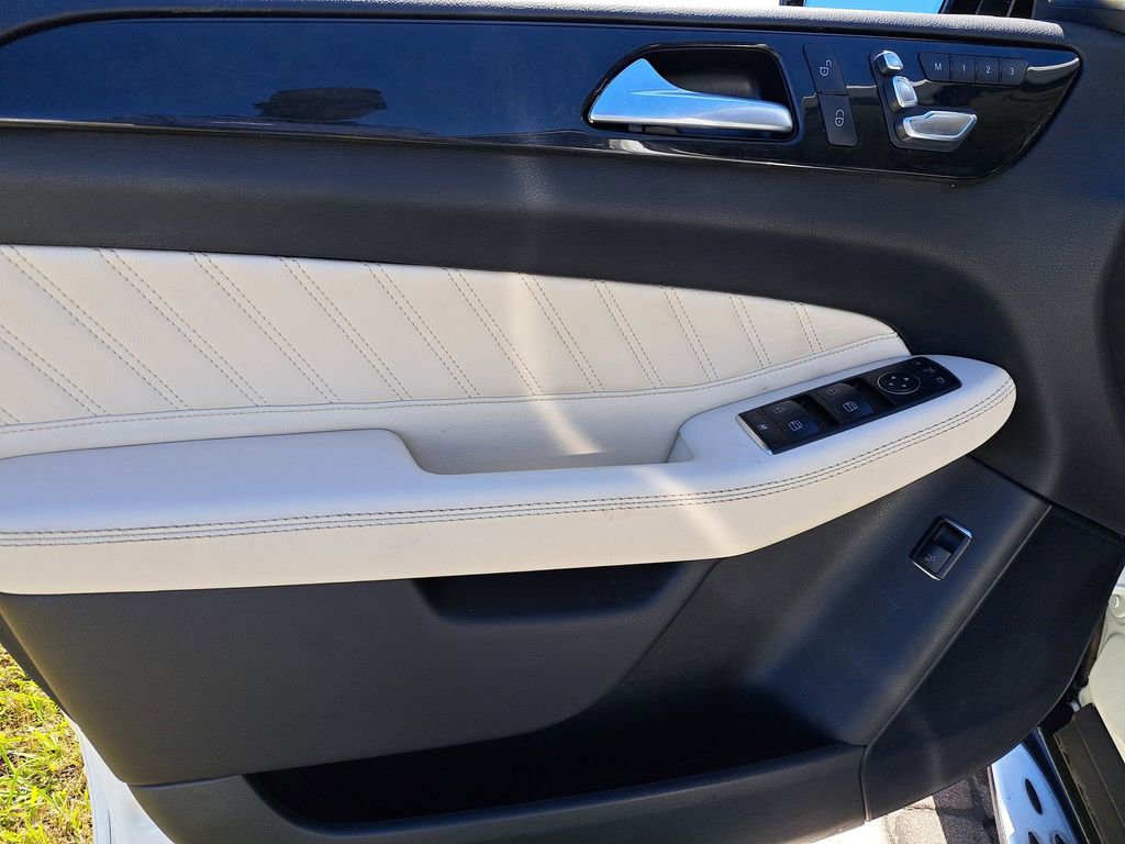 Used 2018 Mercedes-Benz GLE 43 AMG 4MATIC image 18