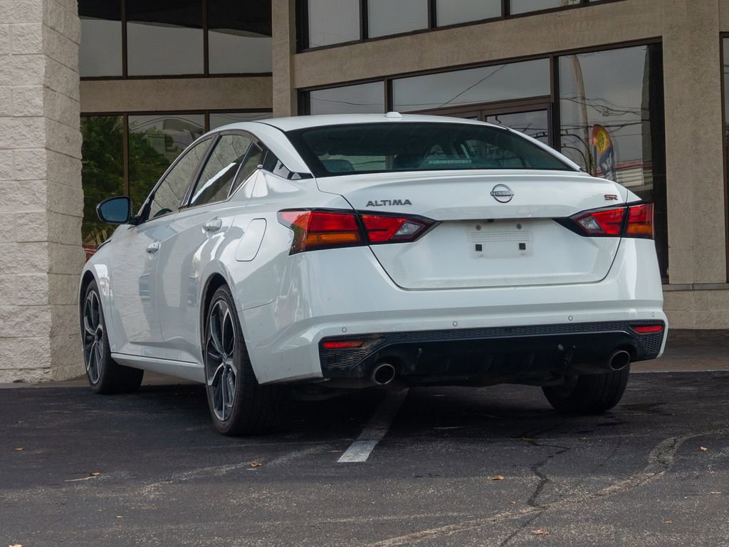 Used 2024 Nissan Altima 2.5 SR image 8