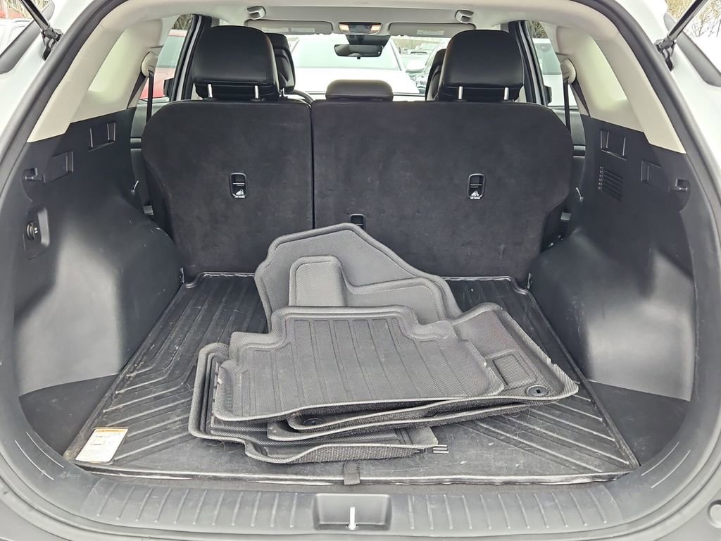 Used 2023 Kia Sportage EX image 17