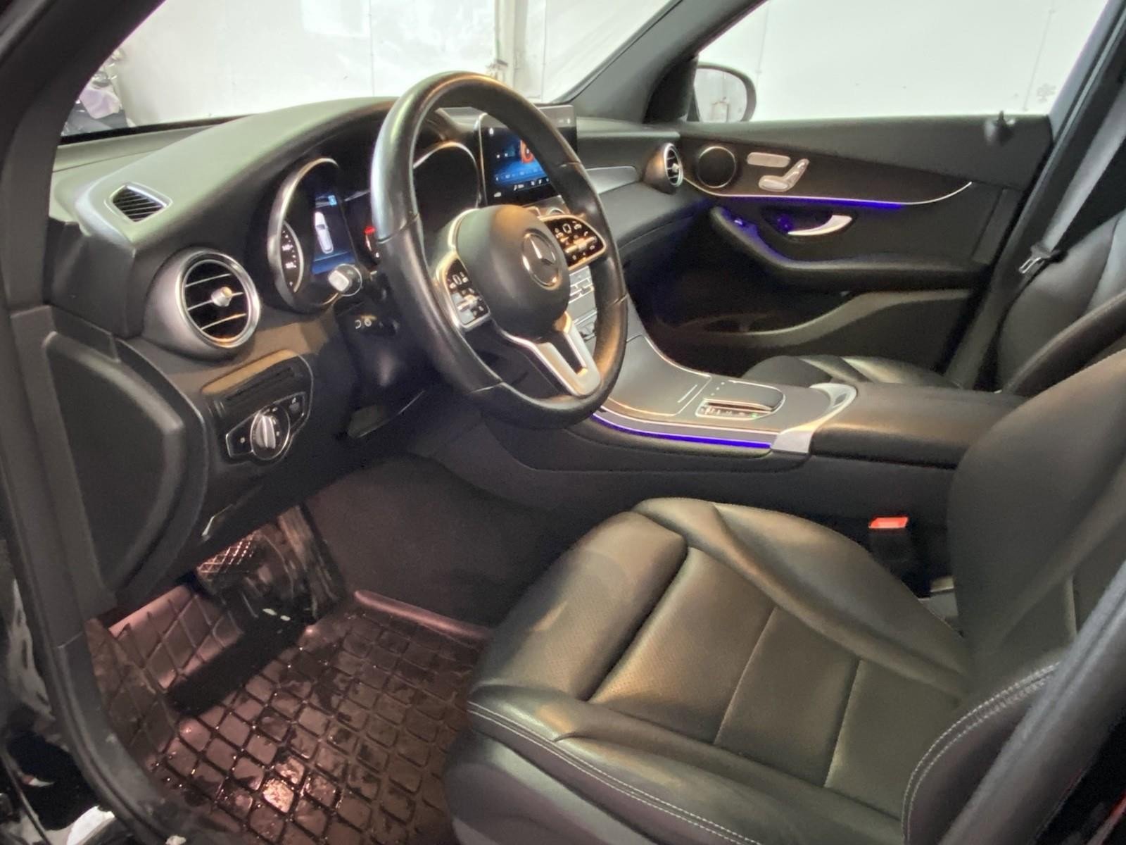 Used 2022 Mercedes-Benz GLC 300 4MATIC image 19