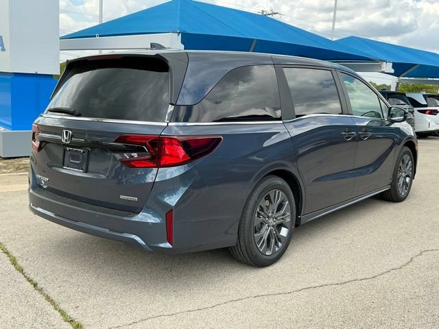 New 2026 Honda Odyssey Touring image 3