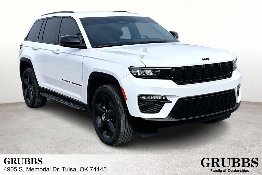 Used 2024 Jeep Grand Cherokee Limited w/ Black Appearance Package
