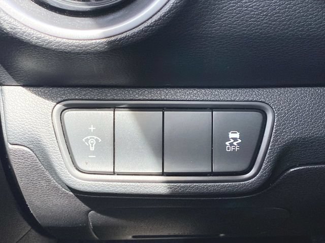 Used 2023 Kia Forte LXS FWD image 16