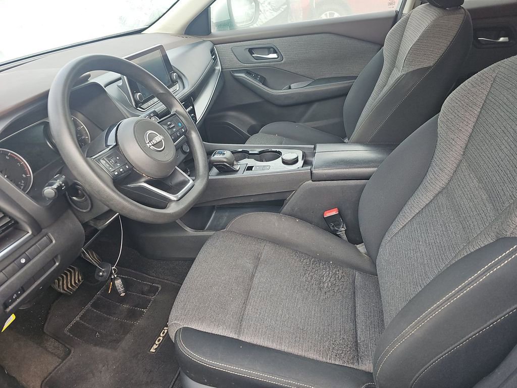 Used 2022 Nissan Rogue SV AWD/4WD image 7