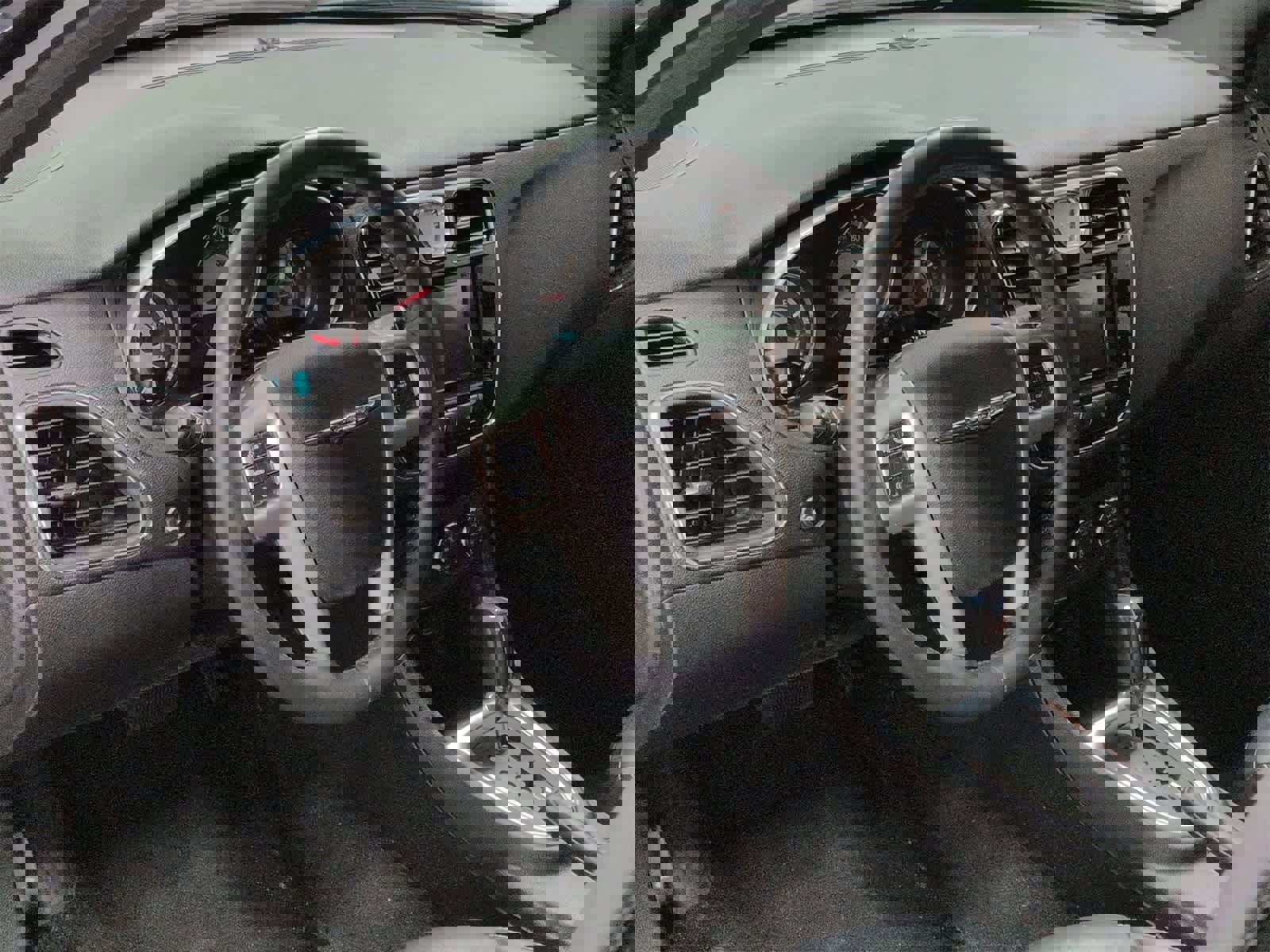 Used 2013 Chrysler 200 Limited image 10