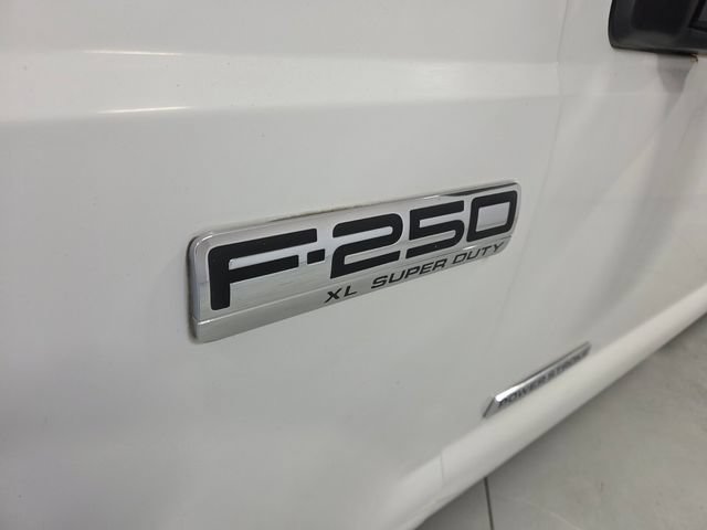 Used 2006 Ford F250 XL RWD image 16
