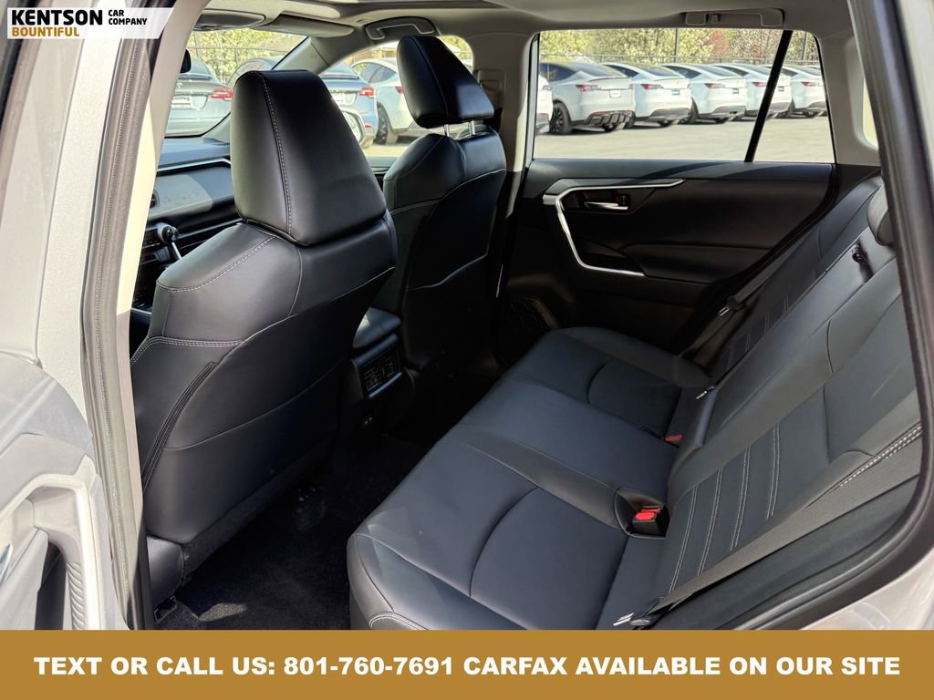 Used 2025 Toyota RAV4 XLE Premium image 34