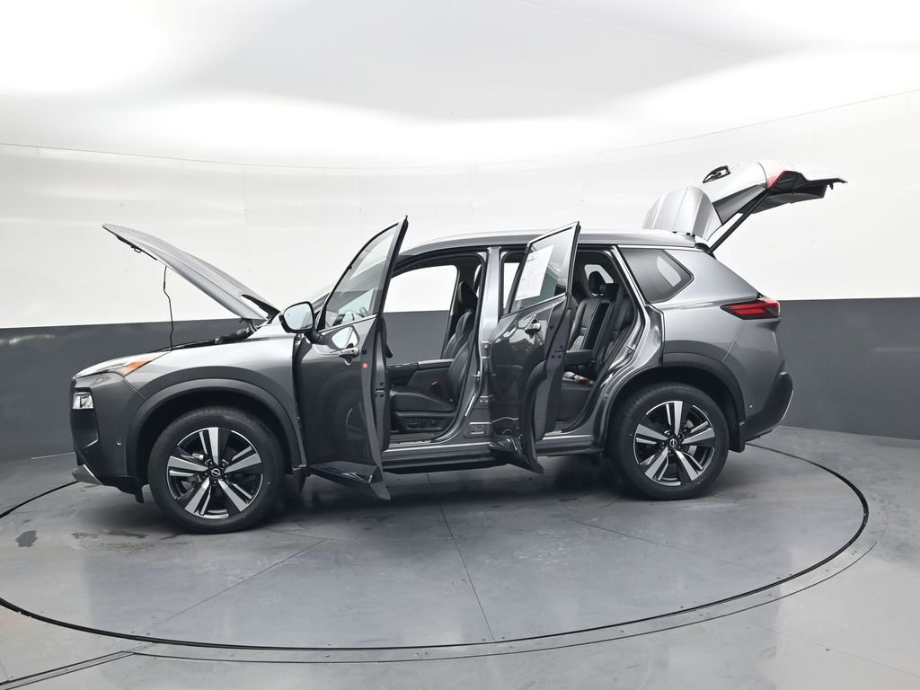 Used 2023 Nissan Rogue Platinum w/ Platinum Premium Package image 45