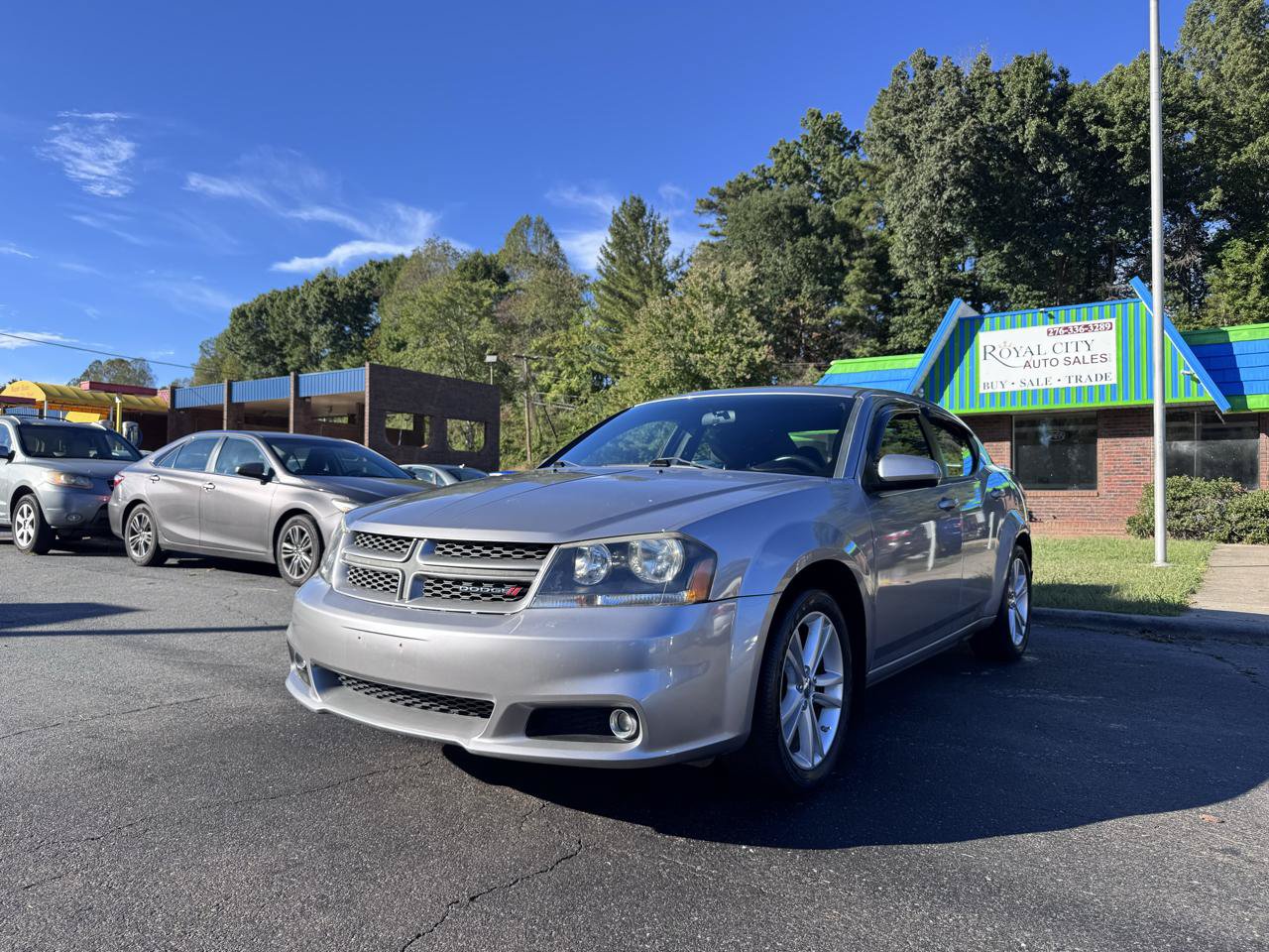 Used 2014 Dodge Avenger SXT w/ Rallye Appearance Group FWD image 1