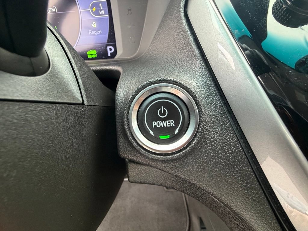 Used 2022 Chevrolet Bolt LT FWD image 24