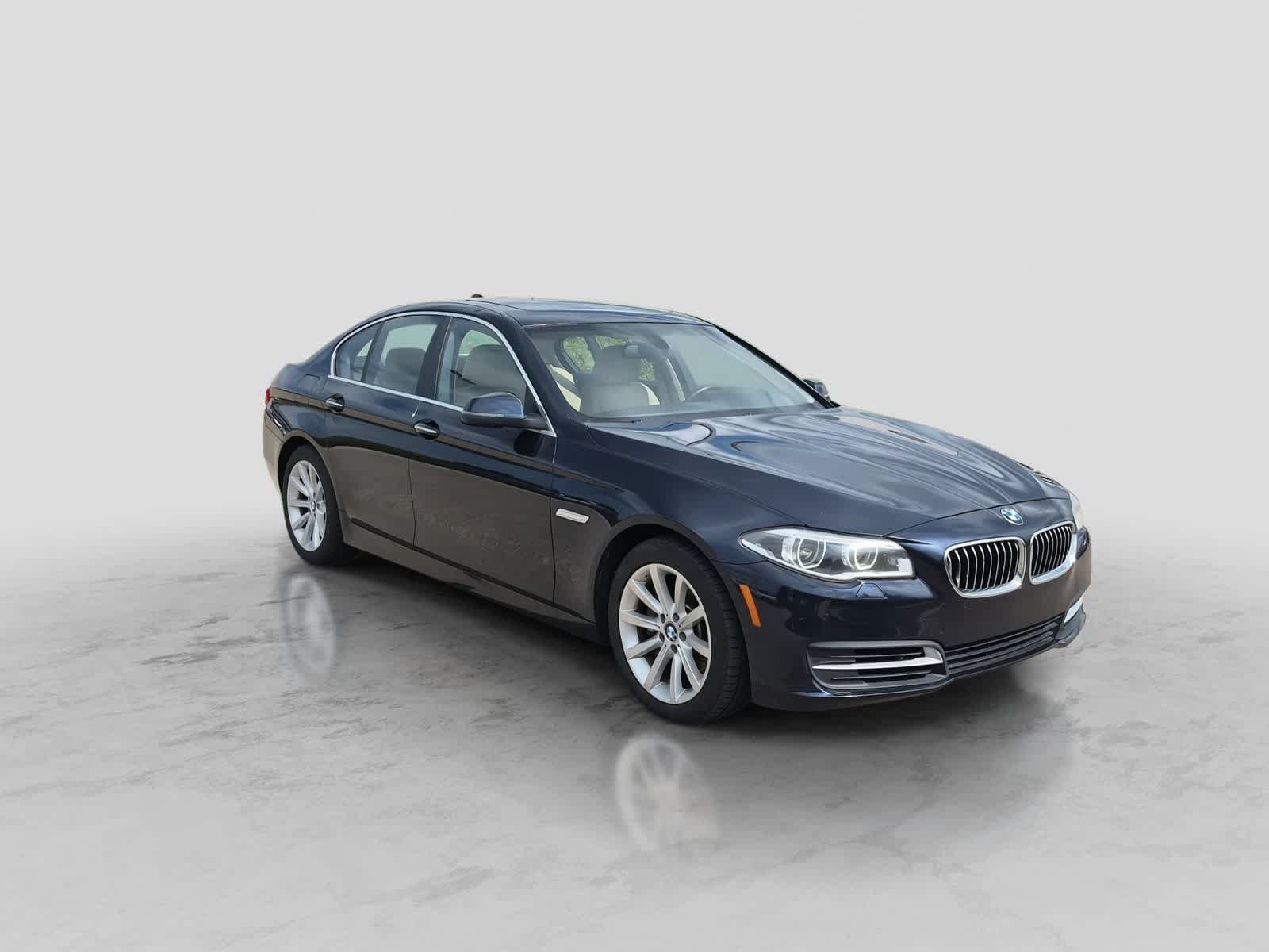 Used 2014 BMW 535i xDrive Sedan AWD/4WD image 2