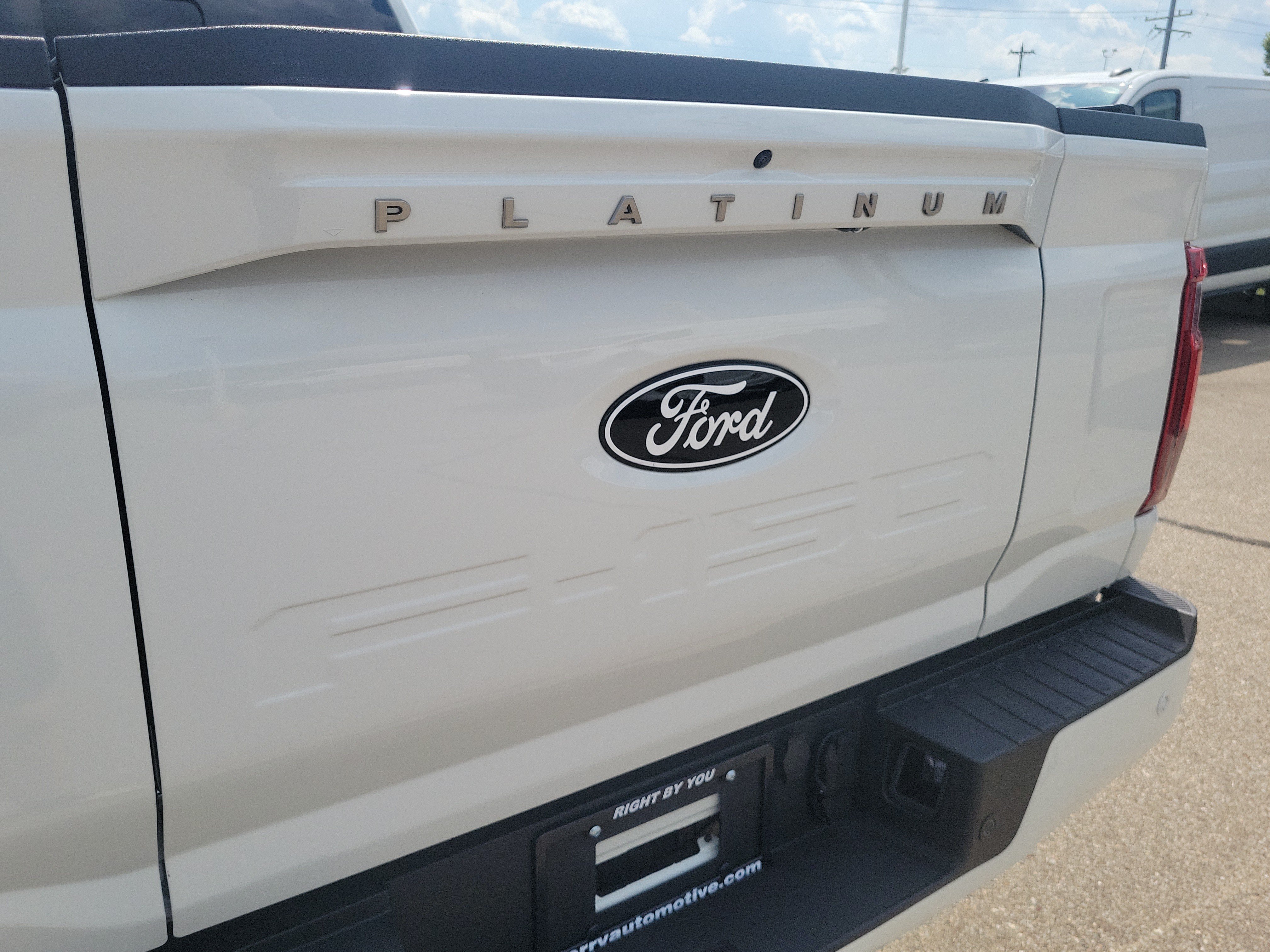 Used 2025 Ford F150 Platinum w/ FX4 Off-Road Package AWD/4WD image 6
