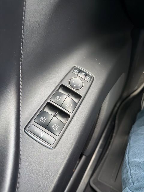 Used 2016 Tesla Model X P90D image 18