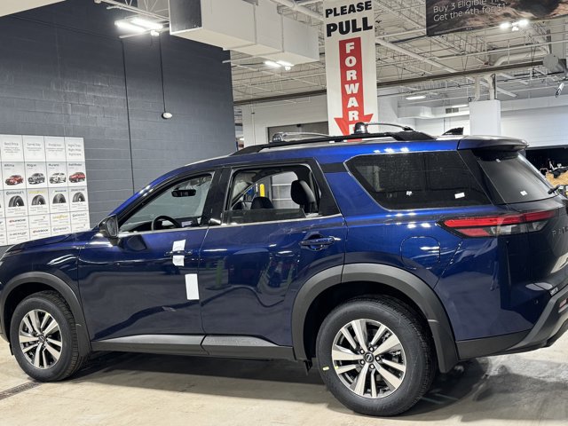 New 2026 Nissan Pathfinder SL image 24