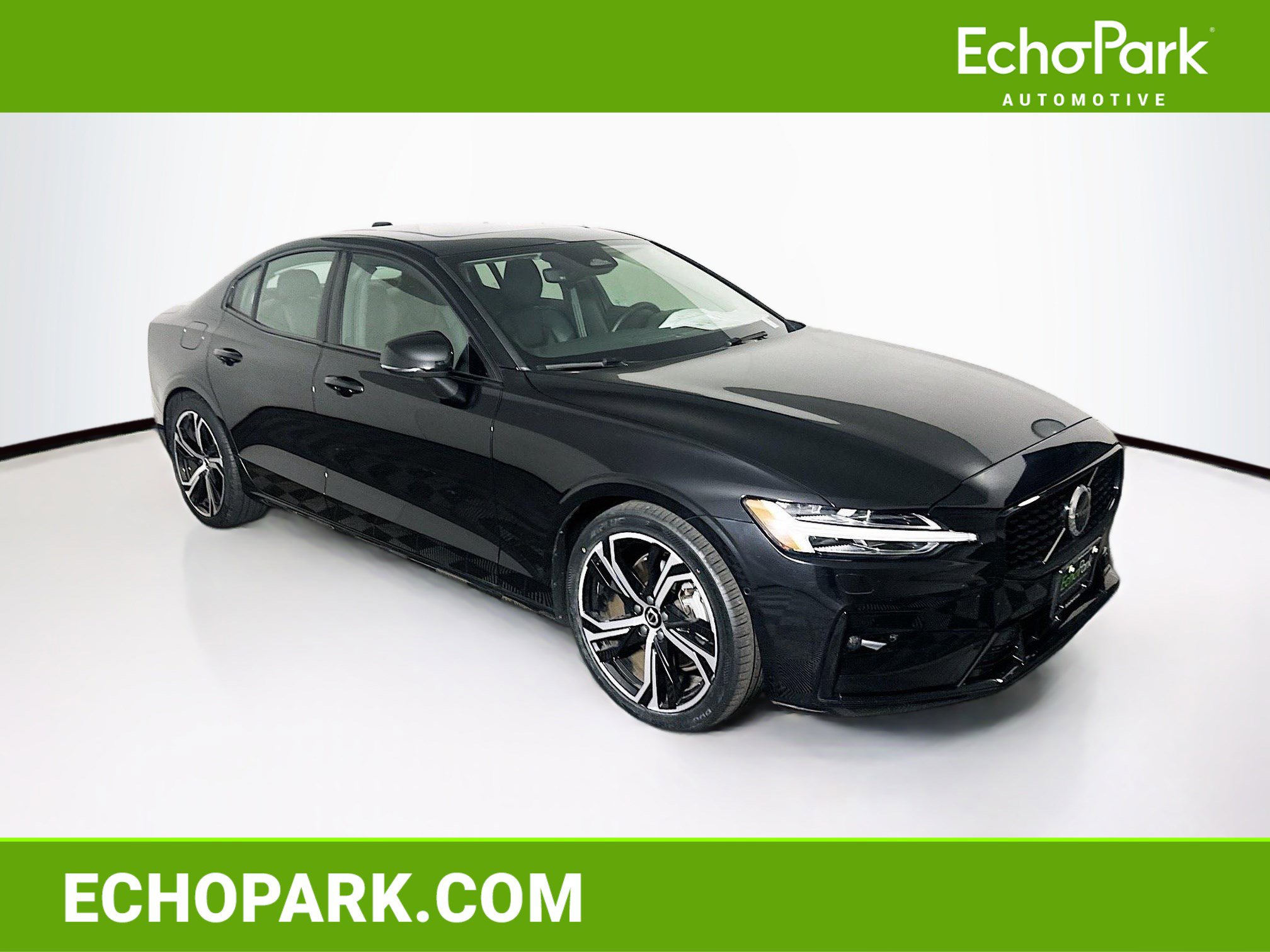 Used 2024 Volvo S60 B5 Plus image 1