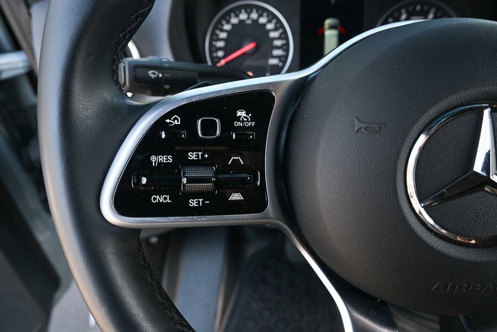 Used 2023 Mercedes-Benz Sprinter 2500 image 10