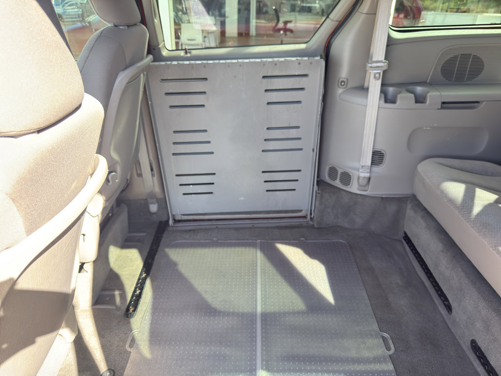 Used 2003 Dodge Grand Caravan Sport image 13