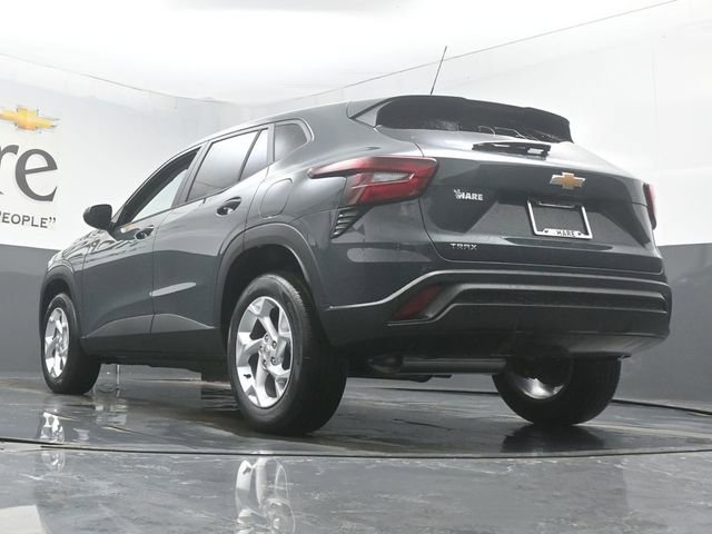 New 2026 Chevrolet Trax LS w/ LS Convenience Package image 5