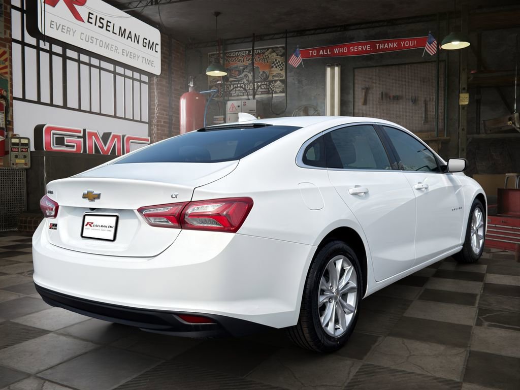 Used 2022 Chevrolet Malibu LT image 3