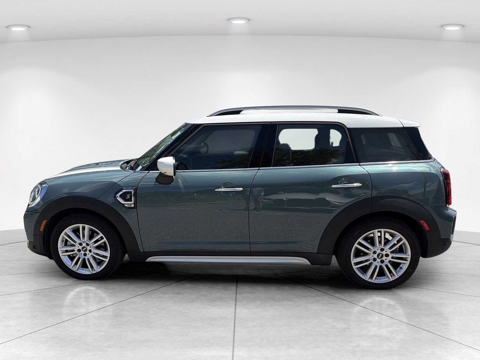 Used 2023 MINI Cooper Countryman S FWD image 7