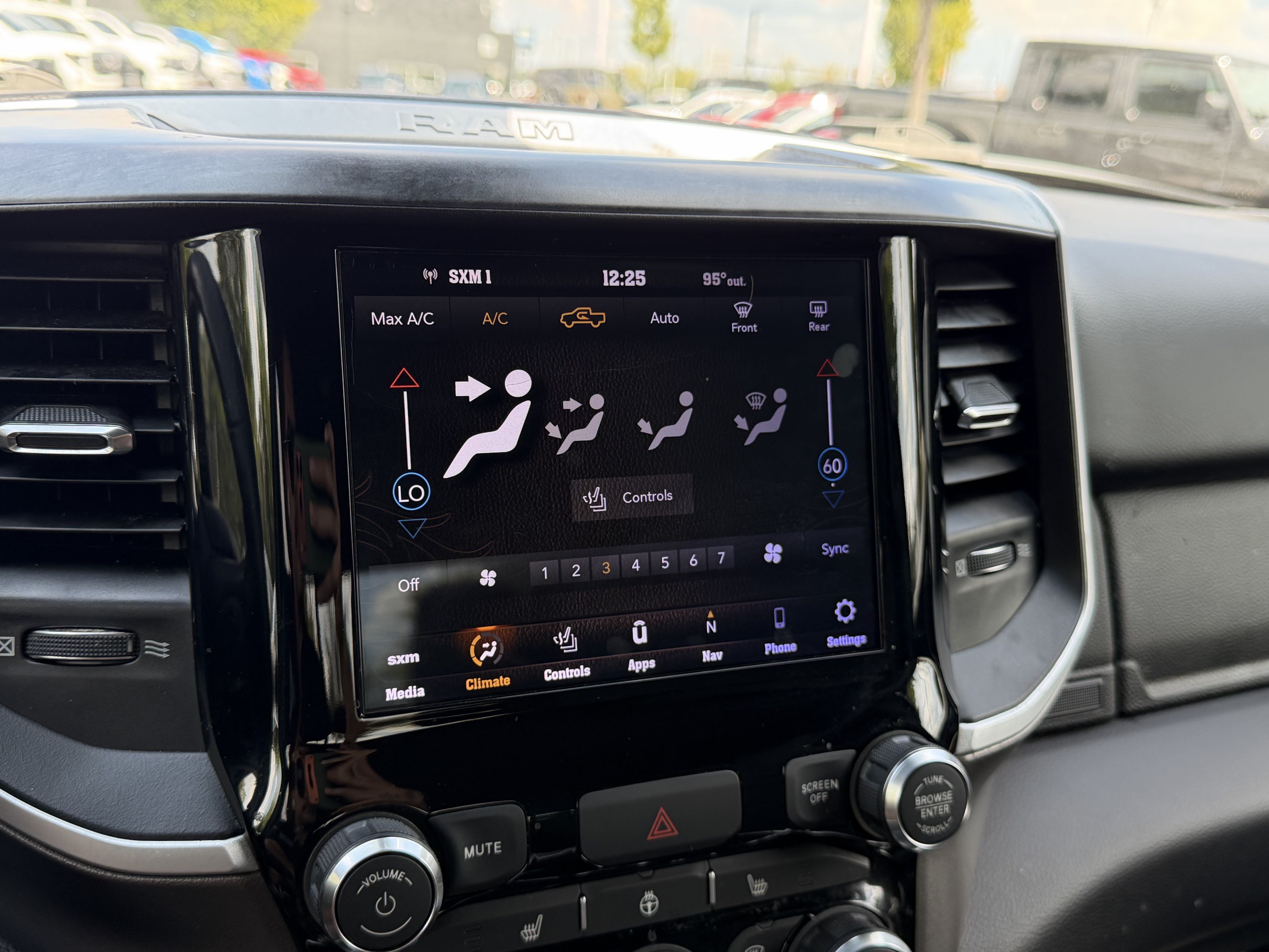 Used 2020 RAM 1500 Big Horn RWD image 29