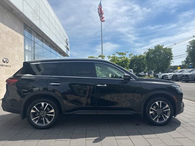 Certified 2023 INFINITI QX60 Luxe w/ Cargo Package AWD/4WD image 8