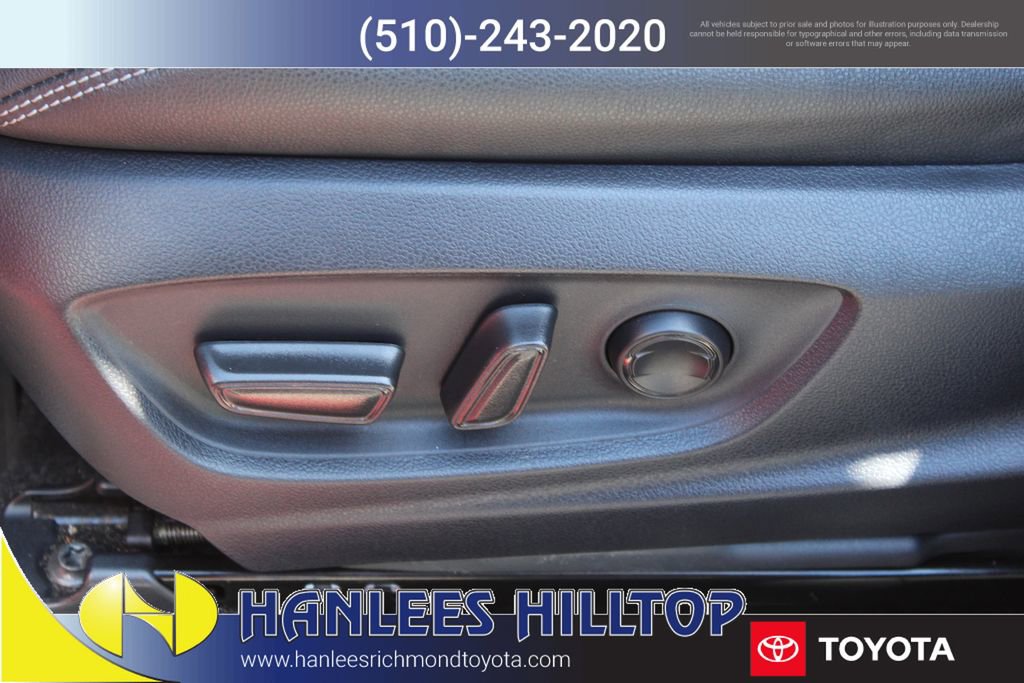 Used 2024 Toyota Corolla Cross XLE w/ Convenience Package FWD image 14
