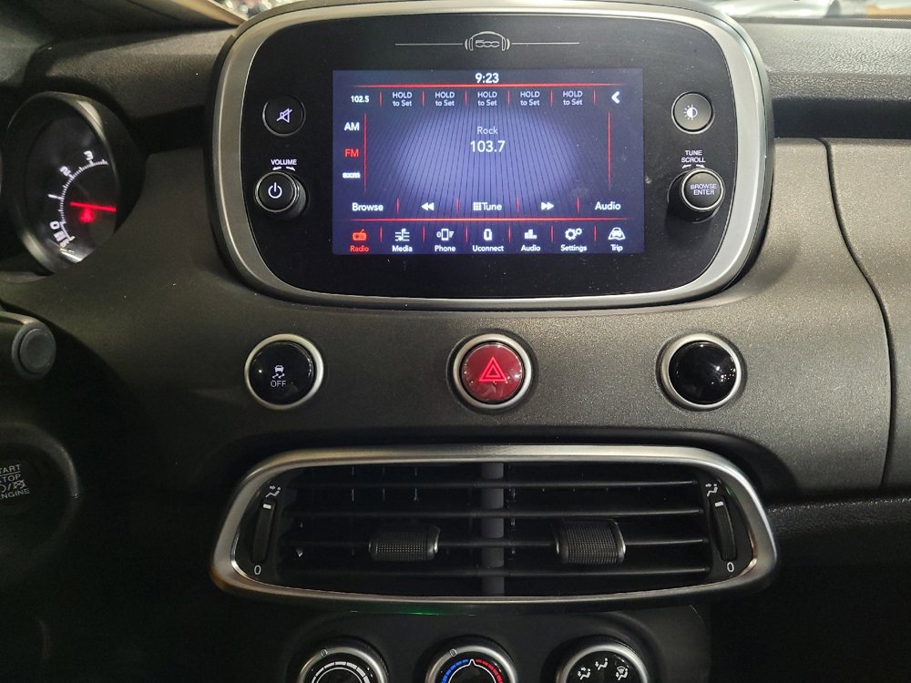 Used 2018 FIAT 500X Trekking image 25